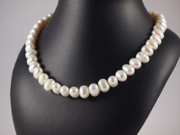 perlenkette, 85 gramm, regelmässige perlen, elegantes design