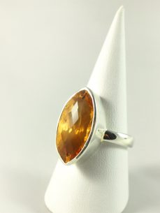 Zitrin Ring, 9,2 gramm, facettenschliff, kräftiges orange
