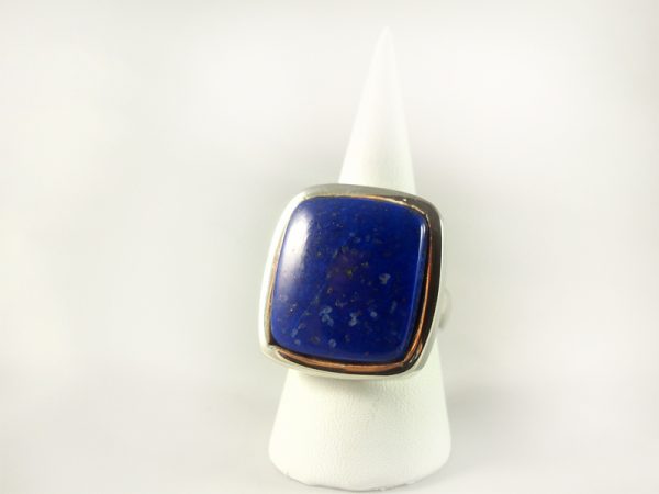 Lapis-Lazuli Ring, 18 gramm, schönes blau, mit pyrit, rechteckig,