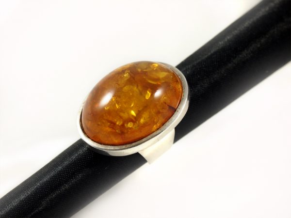 Bernstein Ring , 15,3 gramm, oval, grosser stein, breiter steg