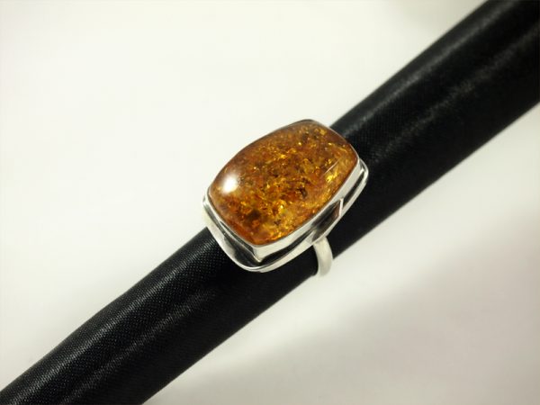 Bernstein Ring, 9 gramm, rechteckig, honiggelb, formschön